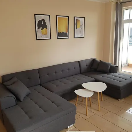 Duzy Przestronny Z Darmowym Parkingiem I Dwoma Balkonami Appartement Varsovie