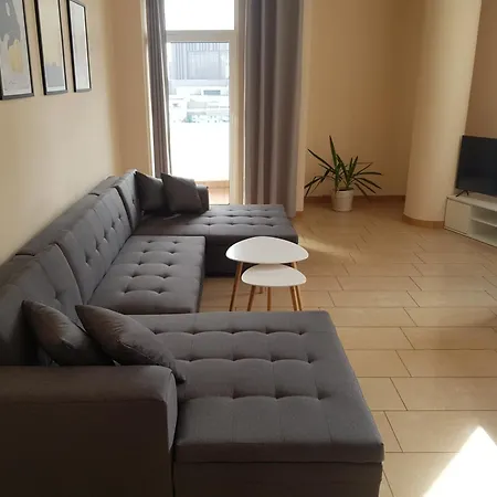 Duzy Przestronny Z Darmowym Parkingiem I Dwoma Balkonami Apartmán *