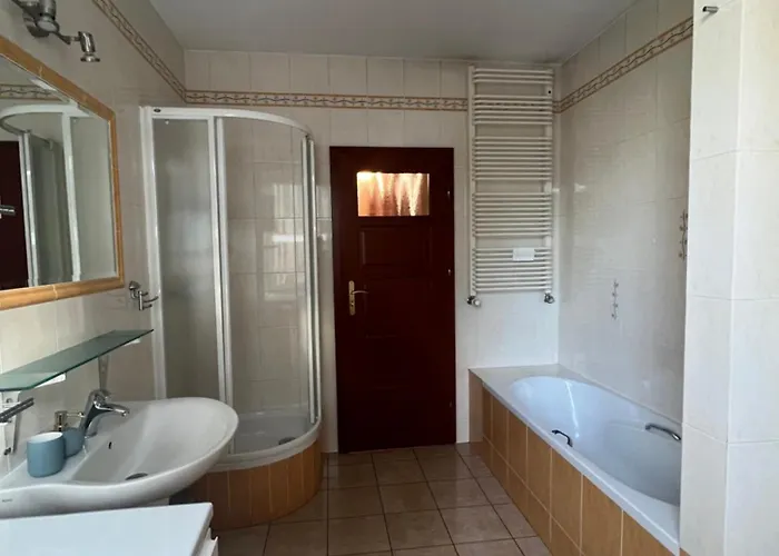 Duzy Przestronny Z Darmowym Parkingiem I Dwoma Balkonami Apartment Warsaw